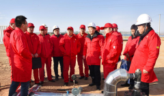 陕西省地热系统专家齐聚长庆采油五厂为绿色发展“提热度”