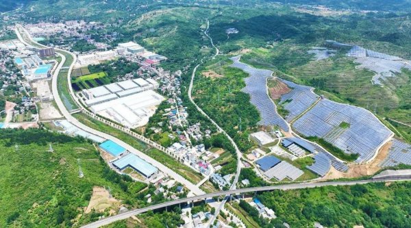 陕西商洛市商州区：田野
